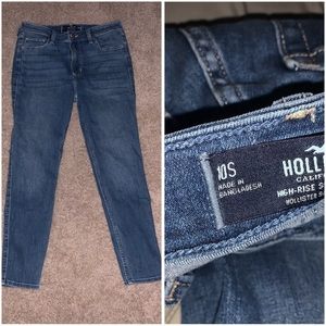 Size 10 Short Hollister Skinny Jeans